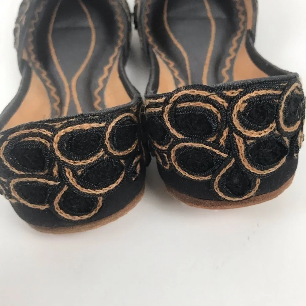 Black Color Embroidered Handcrafted Khussa Size 8